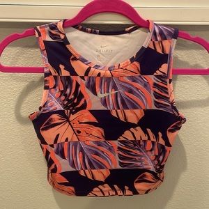 Nike running top